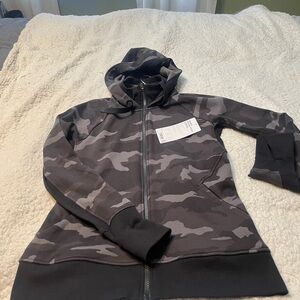 Athleta Triumph Gray Camo Hoodie Jacket Size S new with tags